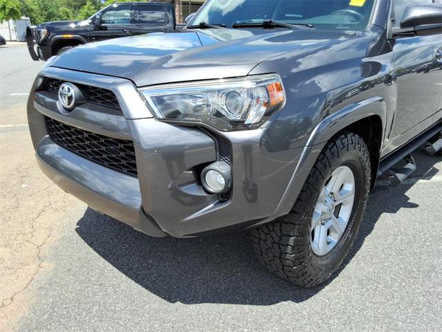 Photo of 2019 Gray Toyota 4Runner
