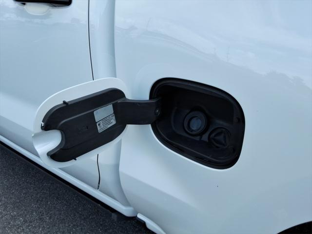 Photo of 2020 Summit White Chevrolet Silverado 1500