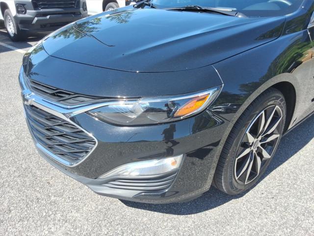 Photo of 2021 Mosaic Black Metallic Chevrolet Malibu