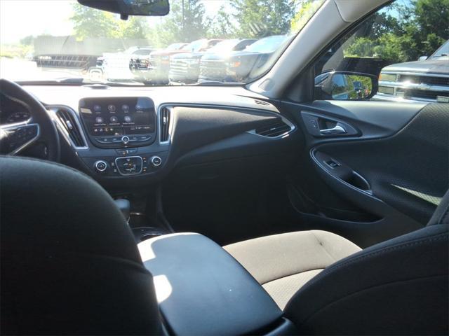 Photo of 2021 Mosaic Black Metallic Chevrolet Malibu