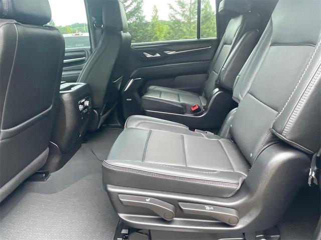 Photo of 2024 Onyx Black GMC Yukon XL