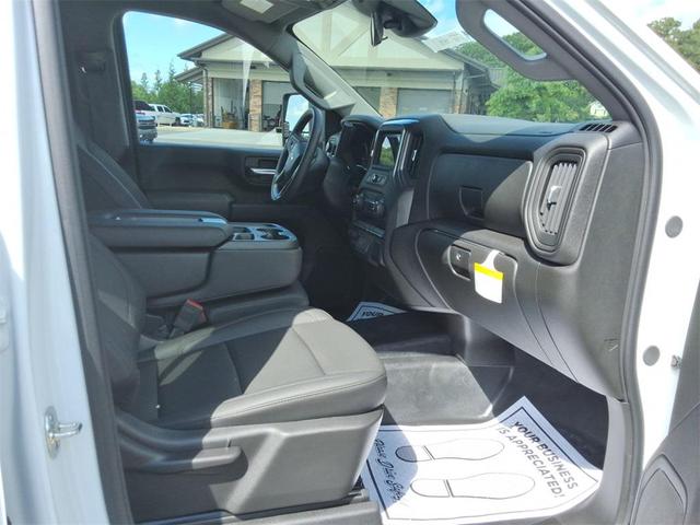 Photo of 2025 Summit White Chevrolet Silverado 3500