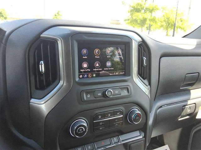 Photo of 2025 Summit White Chevrolet Silverado 3500