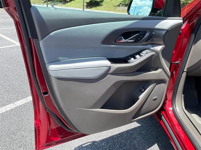 Photo of 2018 Cajun Red Tintcoat Chevrolet Traverse
