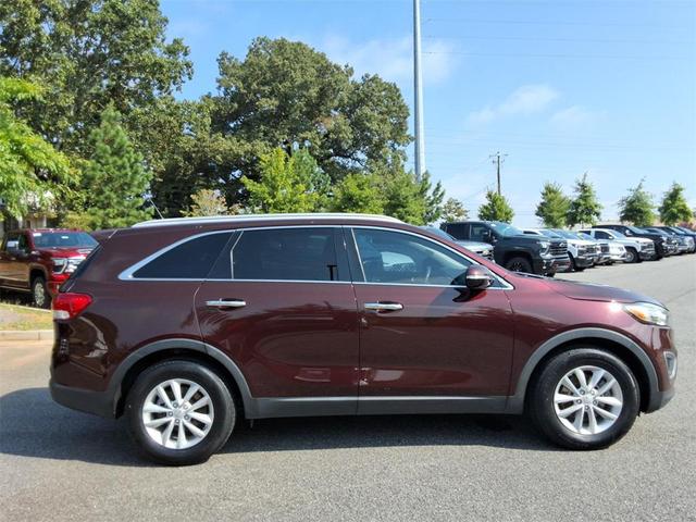 Photo of 2017 Sangria Kia Sorento
