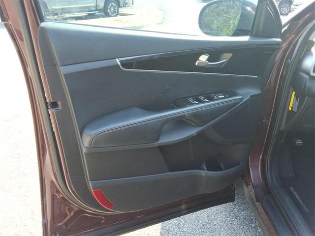 Photo of 2017 Sangria Kia Sorento