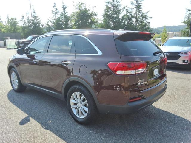 Photo of 2017 Sangria Kia Sorento