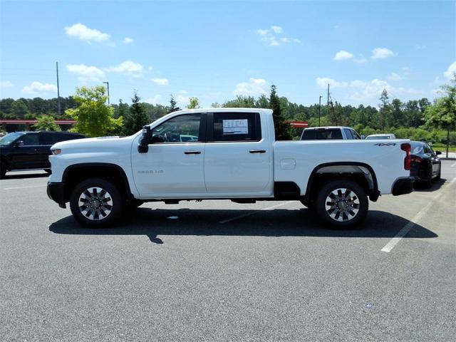 Photo of 2025 Summit White Chevrolet Silverado 2500