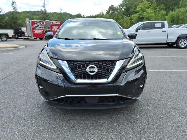 Photo of 2021 Magnetic Black Pearl Nissan Murano