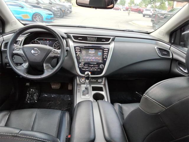Photo of 2021 Magnetic Black Pearl Nissan Murano
