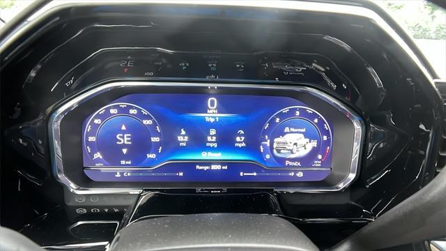 Photo of 2025 Summit White Chevrolet Silverado 2500