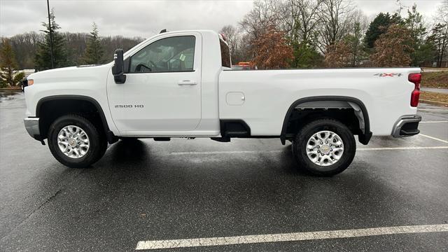 Photo of 2025 Summit White Chevrolet Silverado 2500