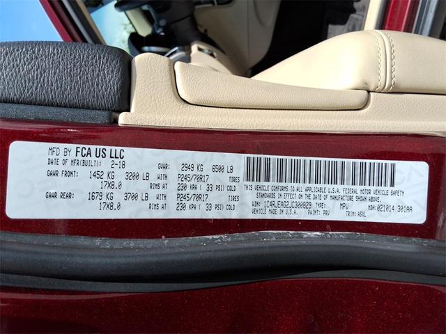 Photo of 2018 Velvet Red Pearlcoat Jeep Grand Cherokee