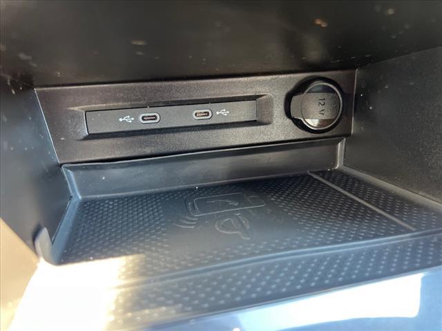 Photo of 2023 Opal White Pearl Volkswagen Tiguan