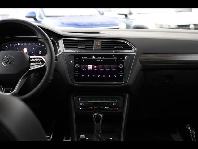Photo of 2024 Atlantic Blue Metallic Volkswagen Tiguan