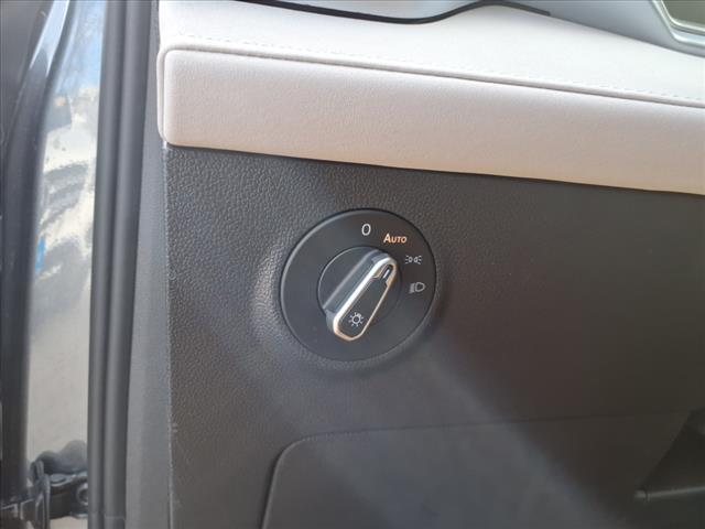 Photo of 2025 Platinum Gray Metallic 2r2r Volkswagen Taos