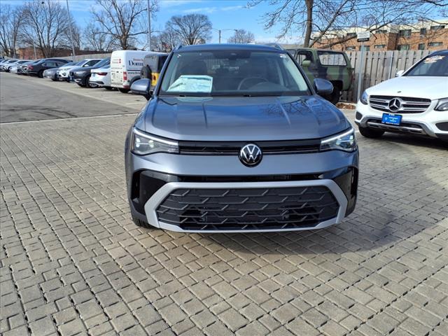 Photo of 2025 Platinum Gray Metallic 2r2r Volkswagen Taos