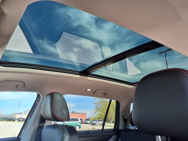 Photo of 2025 Pure Gray J2j2 Volkswagen Atlas