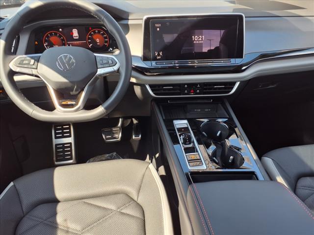 Photo of 2025 Pure Gray J2j2 Volkswagen Atlas