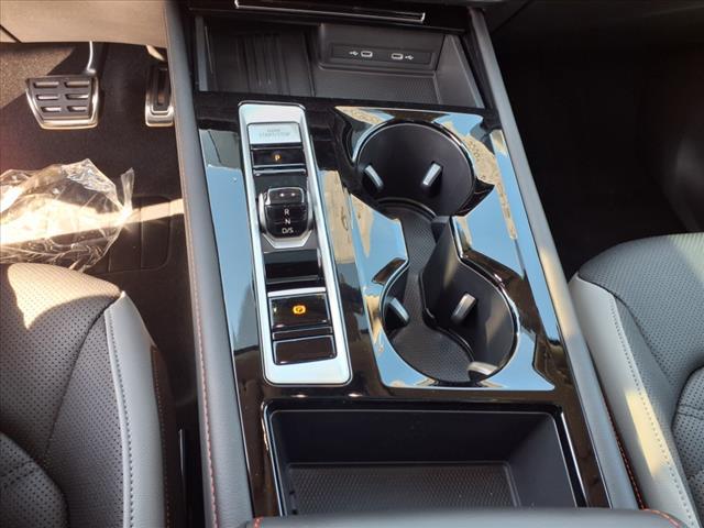 Photo of 2025 Pure Gray J2j2 Volkswagen Atlas