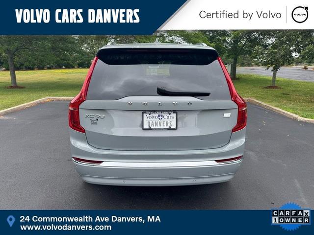 Photo of 2024 Gray Volvo XC90 Recharge Plug-In Hybrid