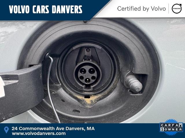 Photo of 2024 Gray Volvo XC90 Recharge Plug-In Hybrid