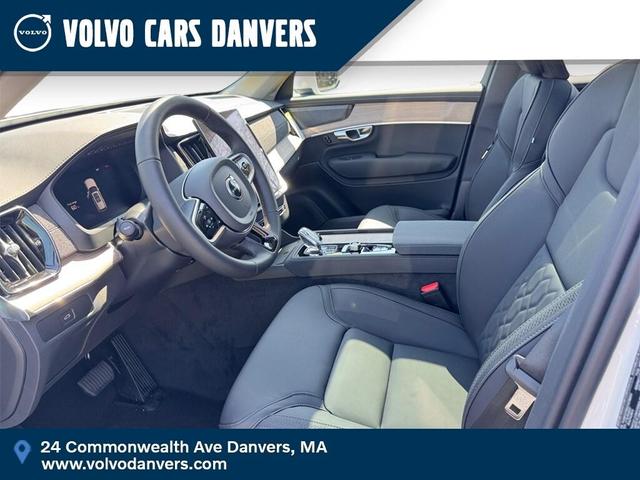Photo of 2025 Crystal White Pearl Volvo XC90