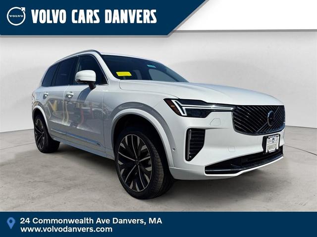 Photo of 2025 Crystal White Pearl Volvo XC90