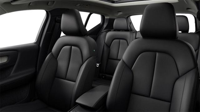 Photo of 2025 Fjord Blue Metallic Volvo XC40