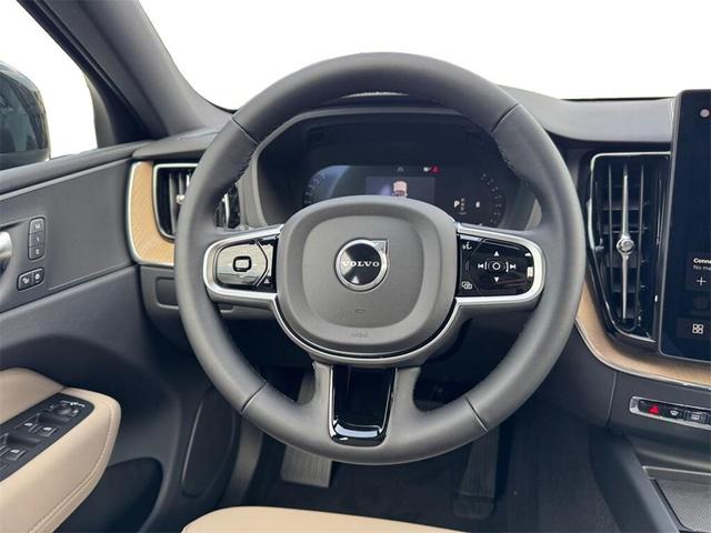 Photo of 2026 Onyx Black Volvo XC60