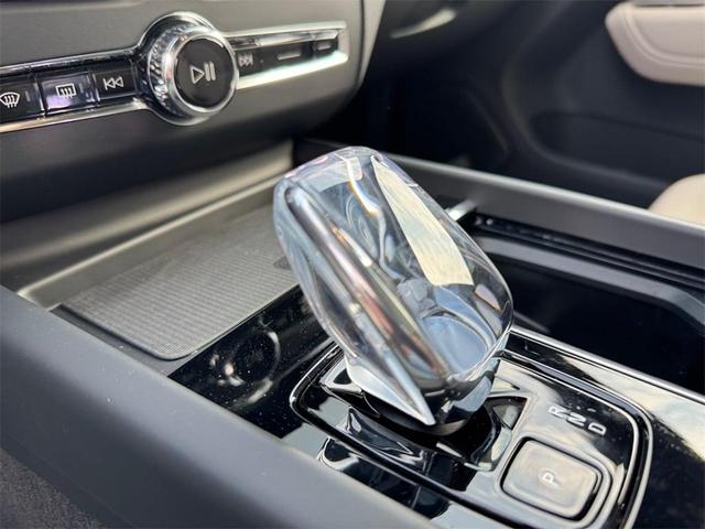 Photo of 2026 Onyx Black Volvo XC60