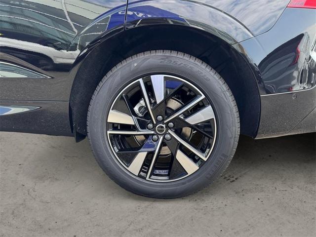 Photo of 2026 Onyx Black Volvo XC60