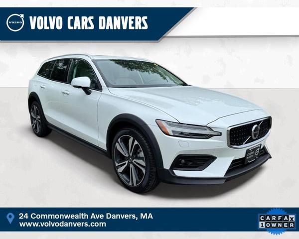 2024 Volvo V60 Cross Country