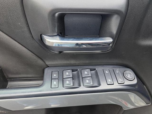 Photo of 2018 Black Chevrolet Silverado 1500