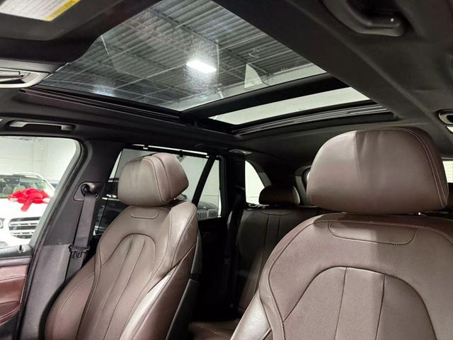 Photo of 2015 White BMW X5