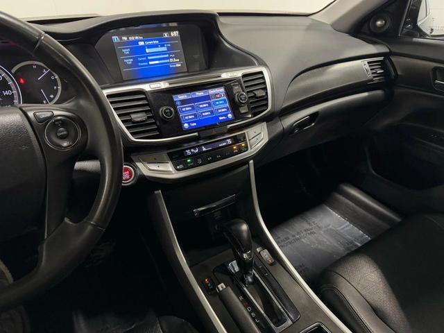 Photo of 2014 Crystal Black Pearl Honda Accord