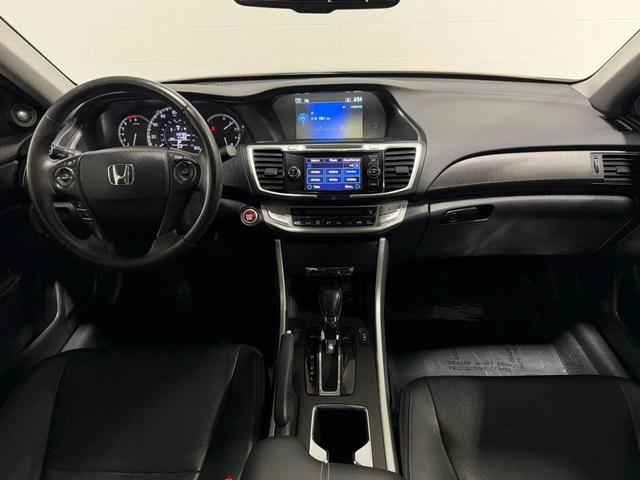 Photo of 2014 Crystal Black Pearl Honda Accord
