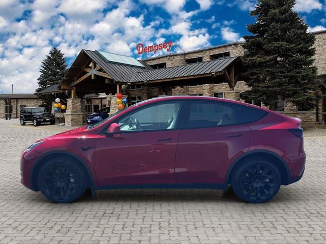 Photo of 2022 Red Multi-Coat Tesla Model Y