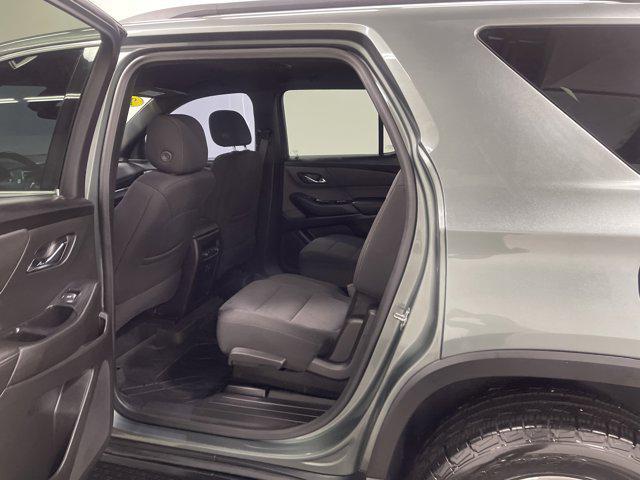 Photo of 2022 Silver Sage Metallic Chevrolet Traverse