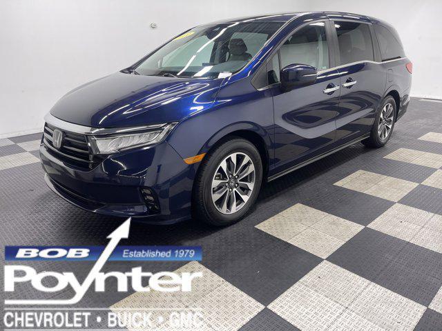 Photo of 2021 Obsidian Blue Pearl Honda Odyssey
