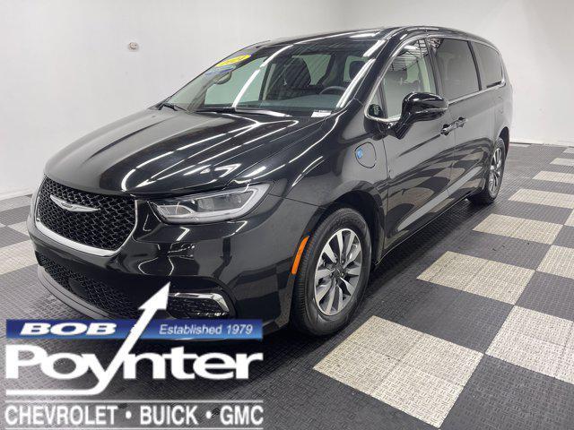 2024 Chrysler Pacifica Hybrid