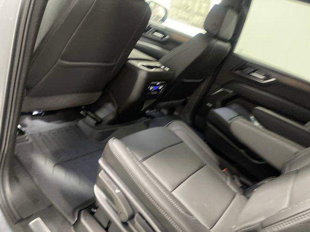 Photo of 2025 Sterling Metallic GMC Yukon XL