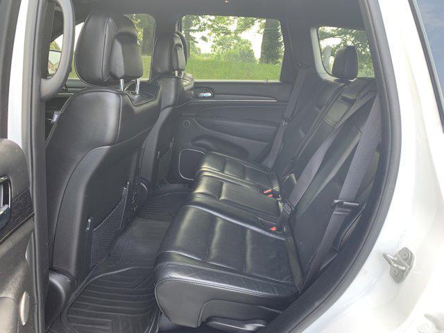 Photo of 2020 Bright White Clearcoat Jeep Grand Cherokee