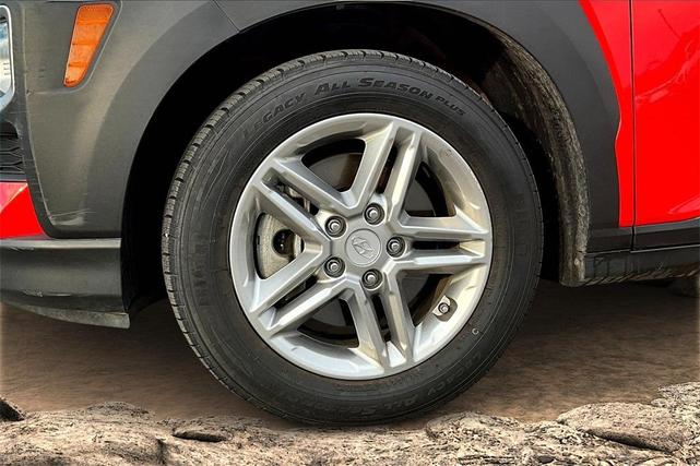 Photo of 2020 Sunset Orange Hyundai KONA