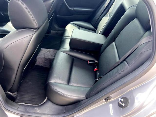 Photo of 2004 Satin Silver Metallic Acura TL