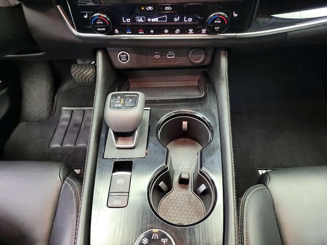 Photo of 2023 Blue Nissan Rogue