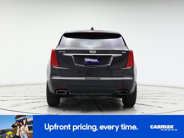 Photo of 2019 Black Cadillac XT5