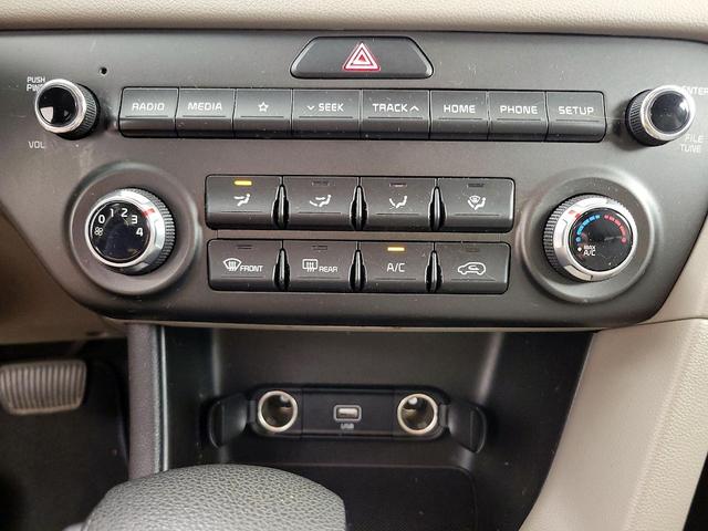 Photo of 2020 Gray Kia Sportage