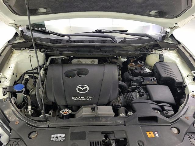 Photo of 2016 White Mazda CX-5