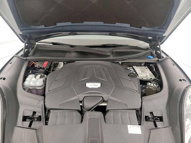 Photo of 2019 Blue Porsche Cayenne